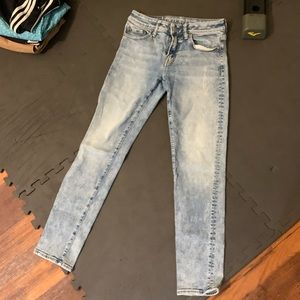 American Eagle skinny jeans